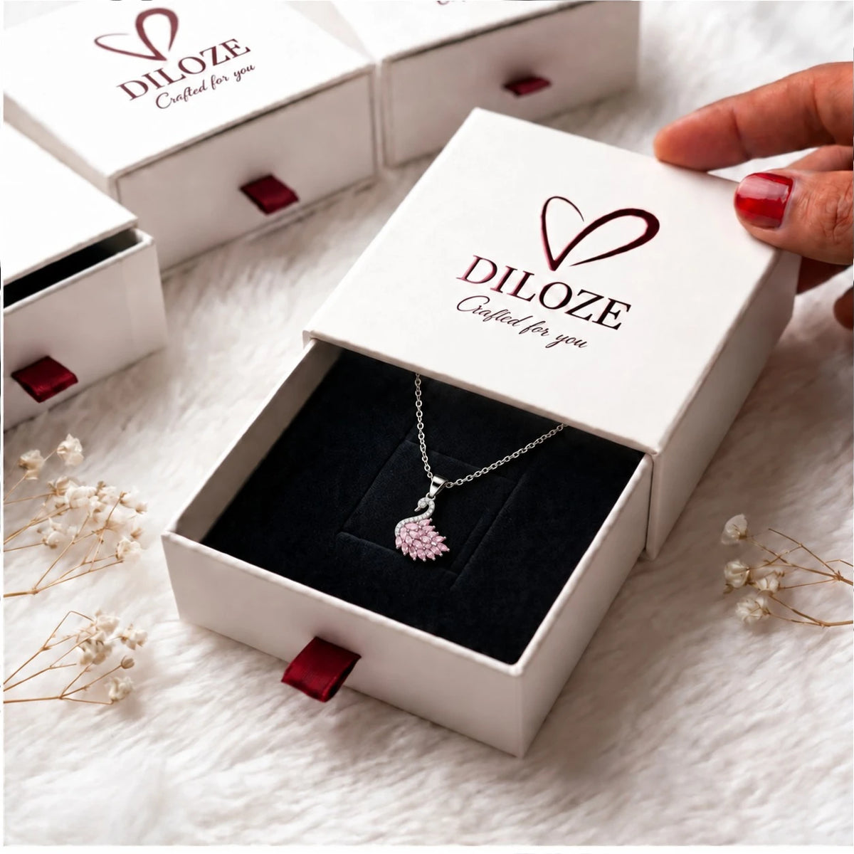Crystal Swan Necklace – Elegant Pendant for Women